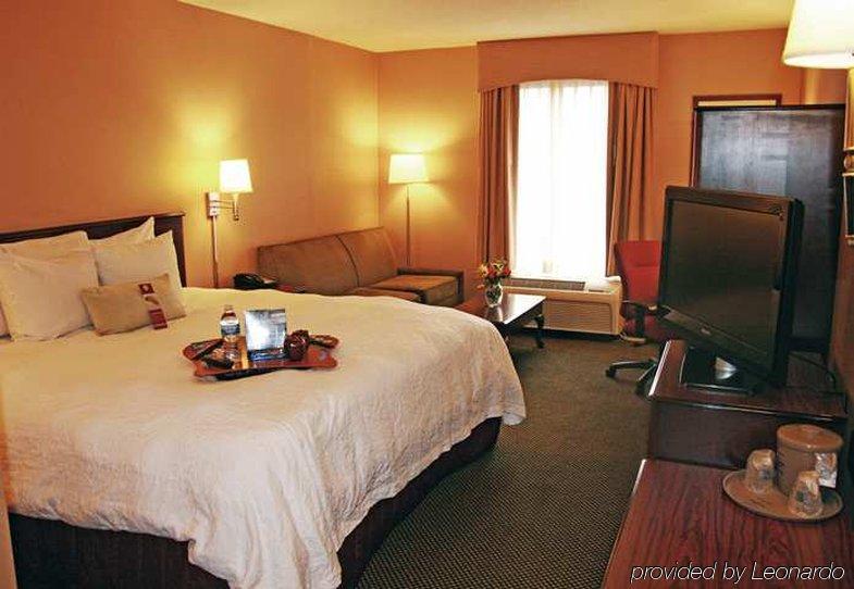 Baymont By Wyndham Southfield/Detroit Hotel Ruang foto